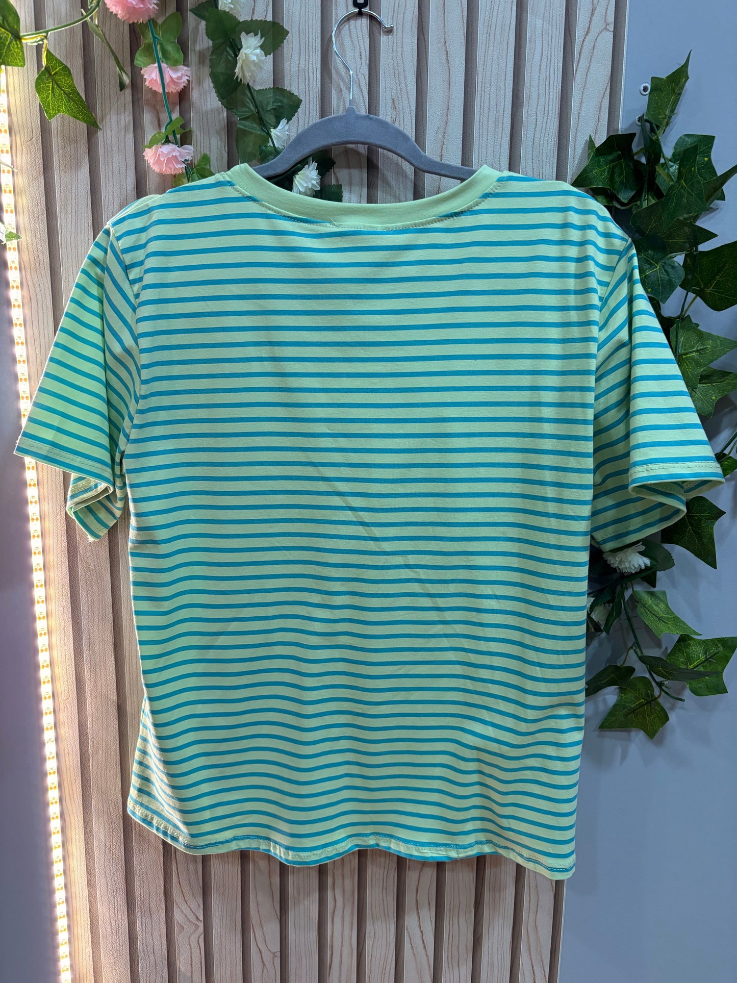 Camiseta Kaelis Camiseta de rayas mujer con bolsillo contraste Kaelis