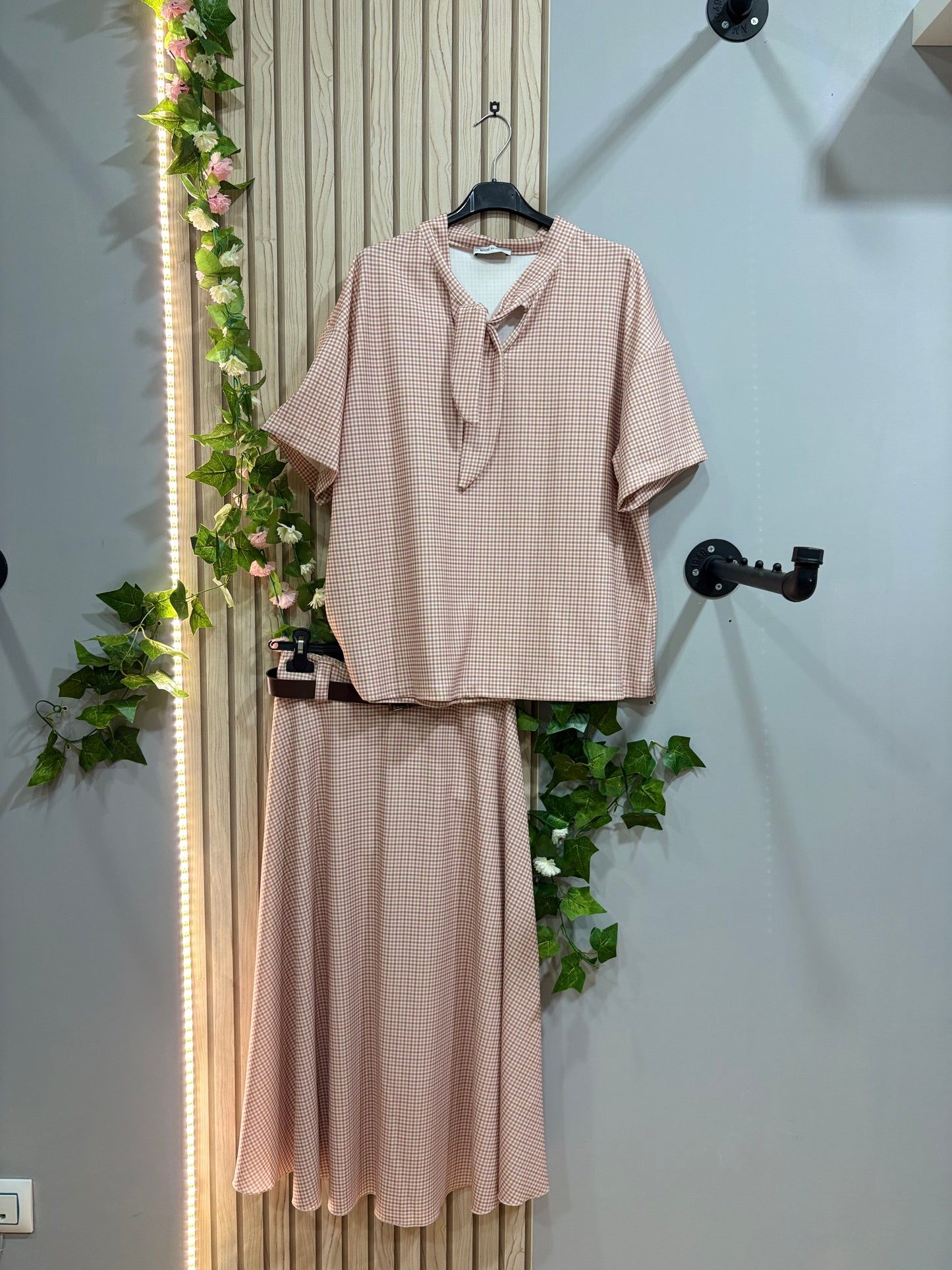 Conjunto Calma – set fluido mujer con falda larga y blusa oversize beige