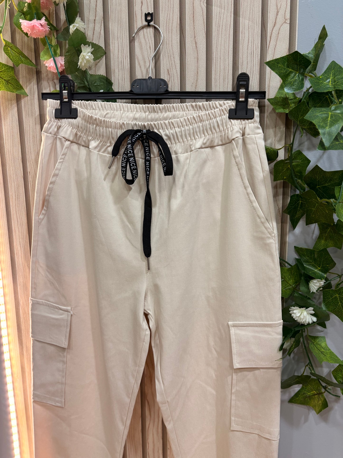 Pantalón Kaia – pantalón cargo mujer rosa algodón cintura elástica