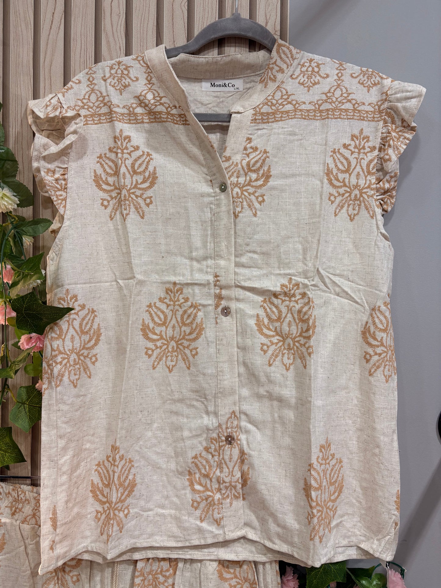 Conjunto Sahara – set mujer estampado beige con pantalón ancho y blusa ligera